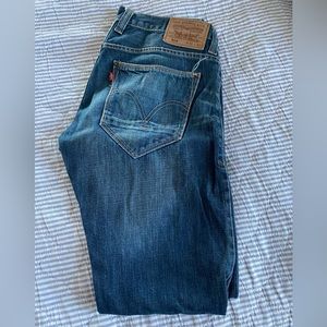 Levi’s 514 Slim Straight Denim